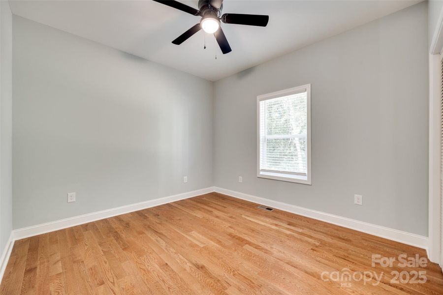 Spacious, unfurnished interior of a new home in , York (Image 23).