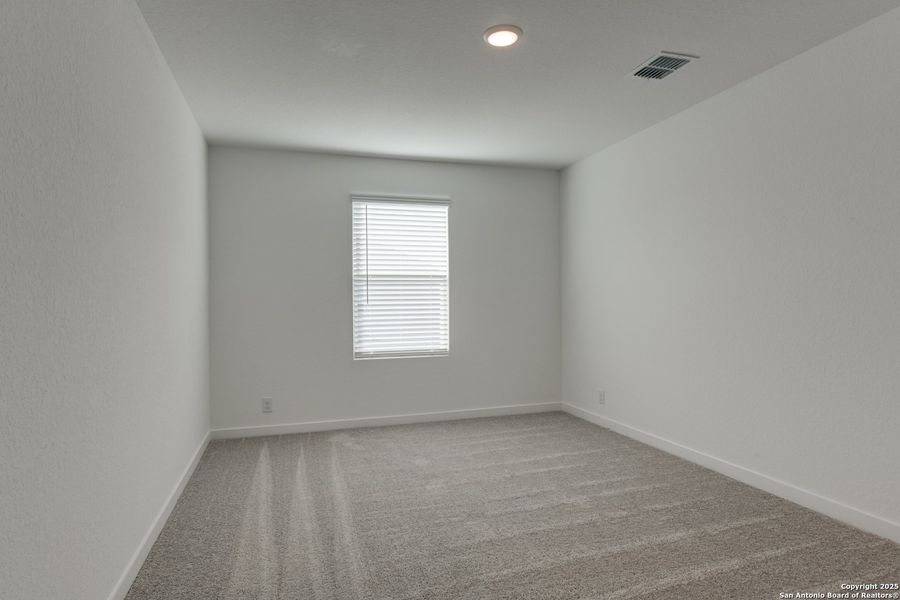 Spacious, unfurnished interior of a new home in The Preserve at the Wilder, Adkins (Image 30).