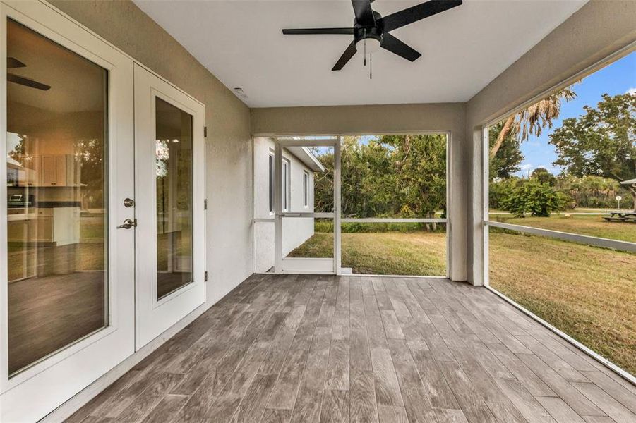 Exterior details and patio area of a home in , Port Charlotte (Image 21).