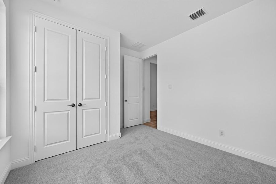 Spacious, unfurnished interior of a new home in Highland Lakes, McKinney (Image 16). Spacious, unfurnished interior of a new home in Highland Lakes, McKinney (Image 16).