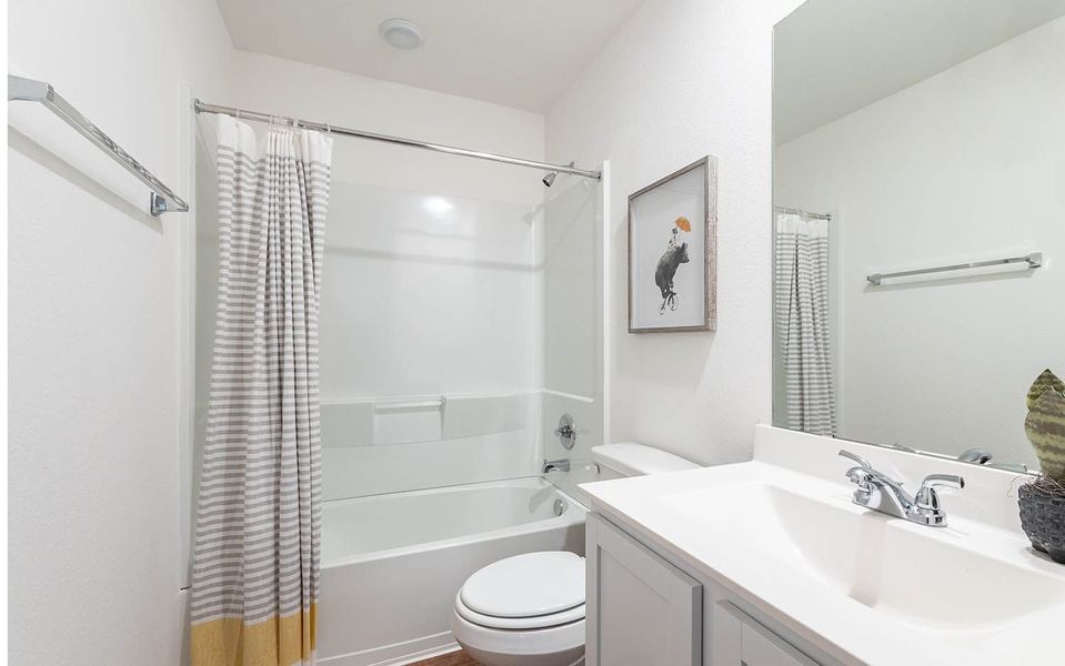 Furnished interior view inside a new home in Lago Mar, Texas City (Image 17).