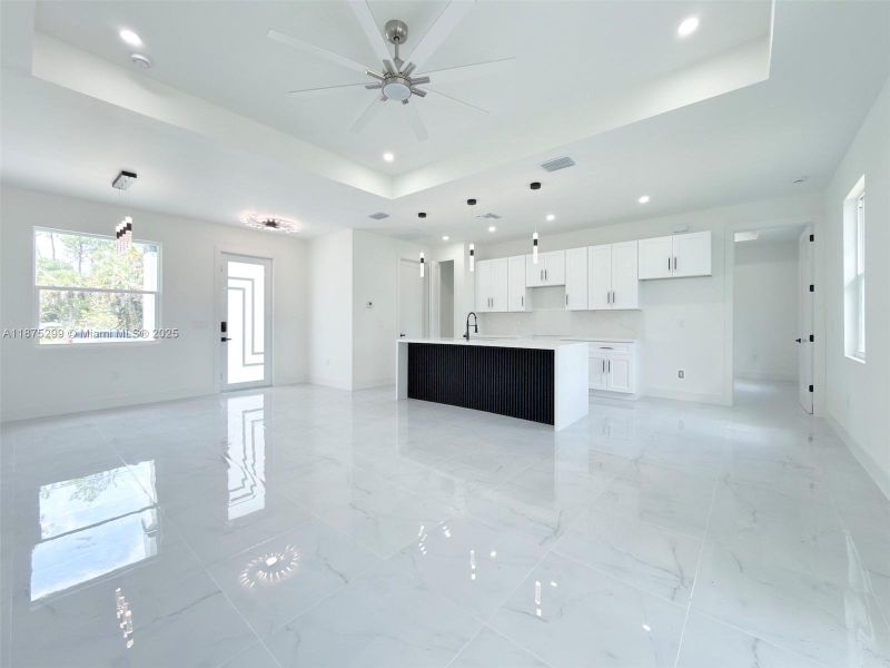 Image 17 of a home in . Image 17 of a home in .