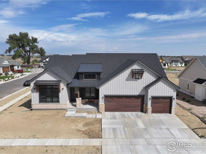 South facing driveway making those snowy winters that much easier