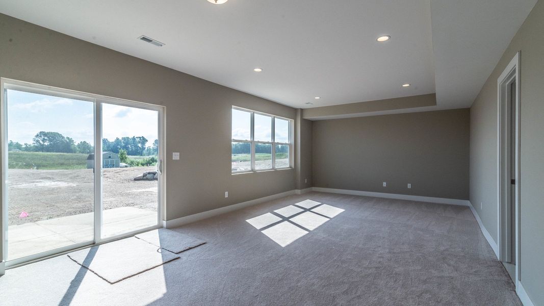 Representative unfurnished interior of a home built from the The Winslow by Norfolk Homes in Valleys, Jackson (Image 84).