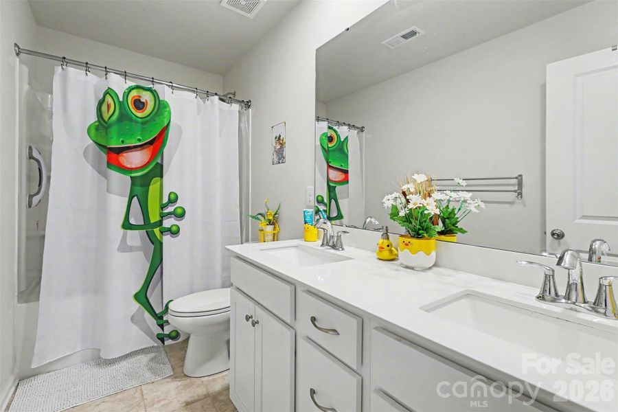 Furnished interior view inside a new home in , Lancaster (Image 10).