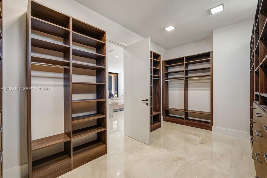 Furnished interior view inside a new home in , Cooper City (Image 17).