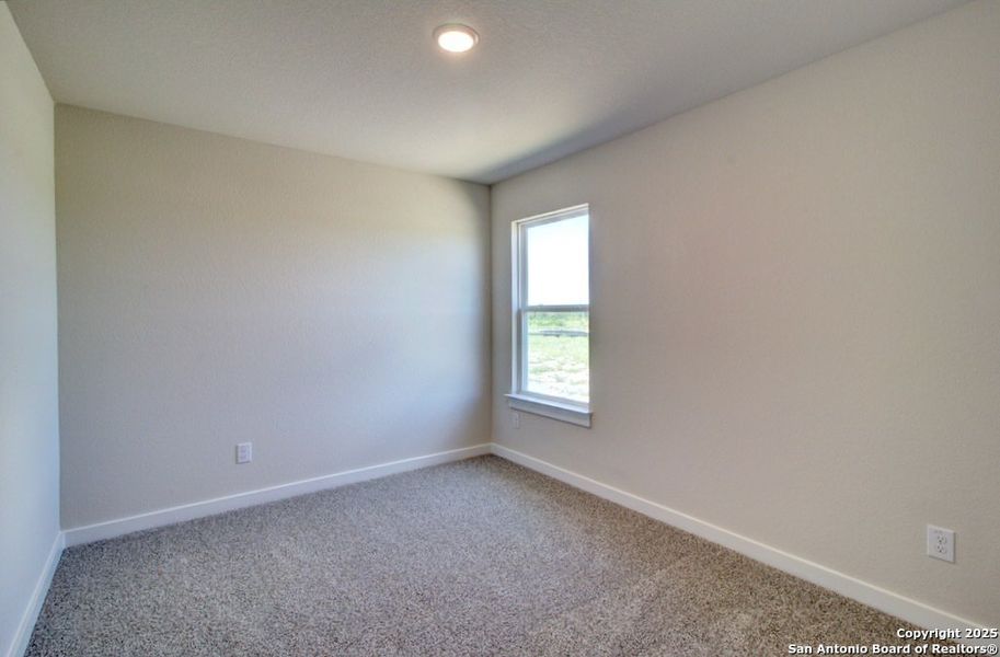 Spacious, unfurnished interior of a new home in Prairie Green, Converse (Image 16).