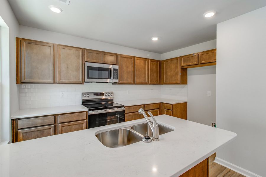 Furnished interior view inside a new home in Haynes Park, Columbia (Image 8).