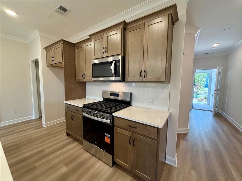 Furnished interior view inside a new home in Cherokee Township, Acworth (Image 4).