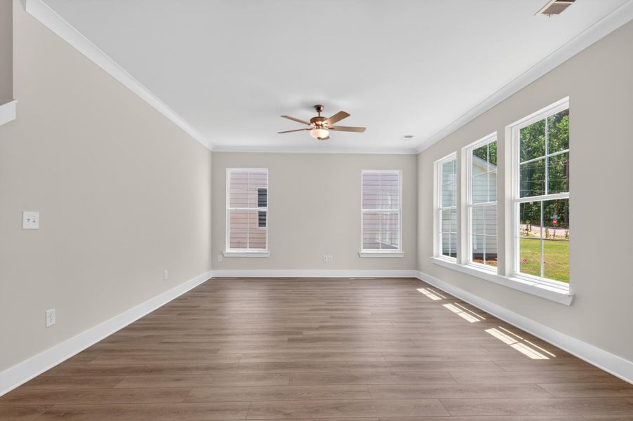 Spacious, unfurnished interior of a new home in Highland Bluff, Aiken (Image 13).