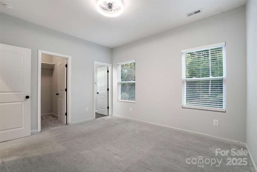 Spacious, unfurnished interior of a new home in , Charlotte (Image 22).