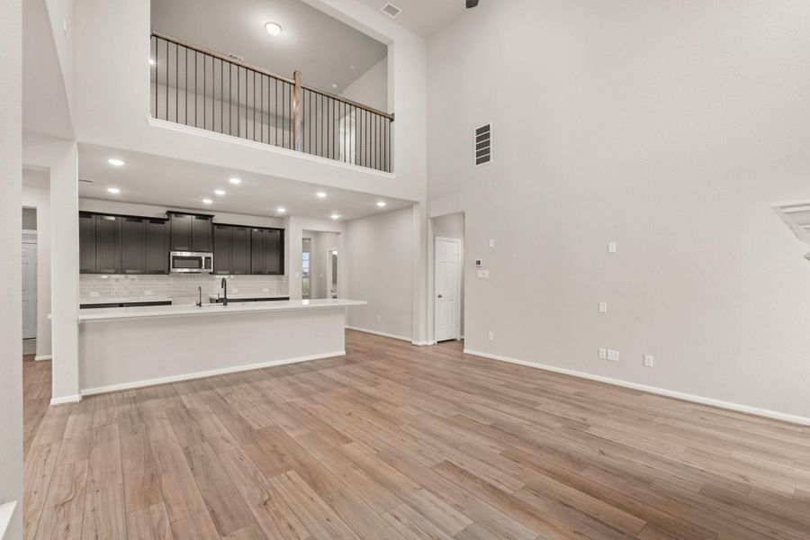 Spacious, unfurnished interior of a new home in Oakwood Estates, Waller (Image 32). Spacious, unfurnished interior of a new home in Oakwood Estates, Waller (Image 32).