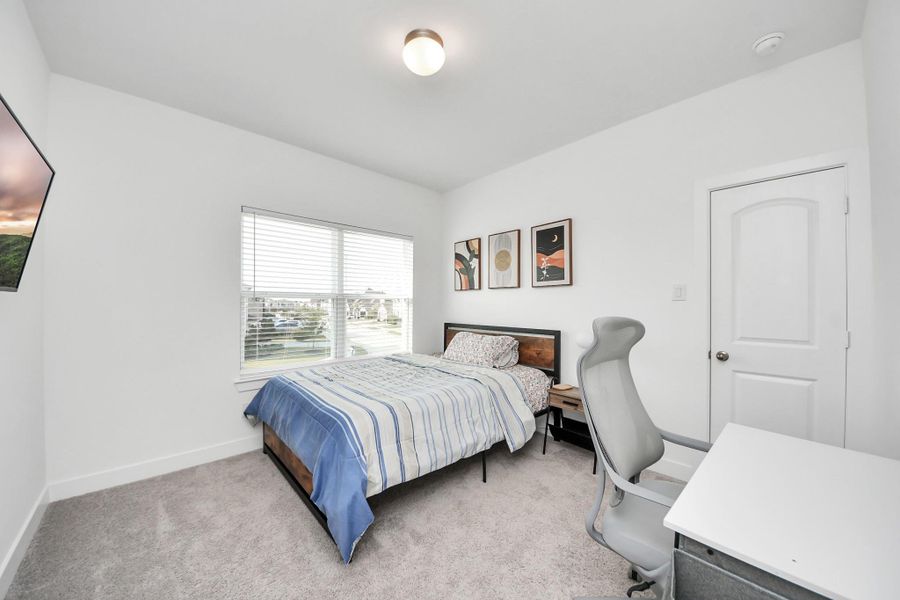 Furnished interior view inside a new home in Candela, Richmond (Image 32).
