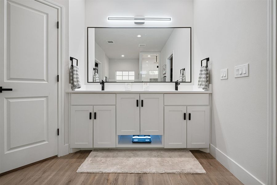 Furnished interior view inside a new home in , Bastrop (Image 25).