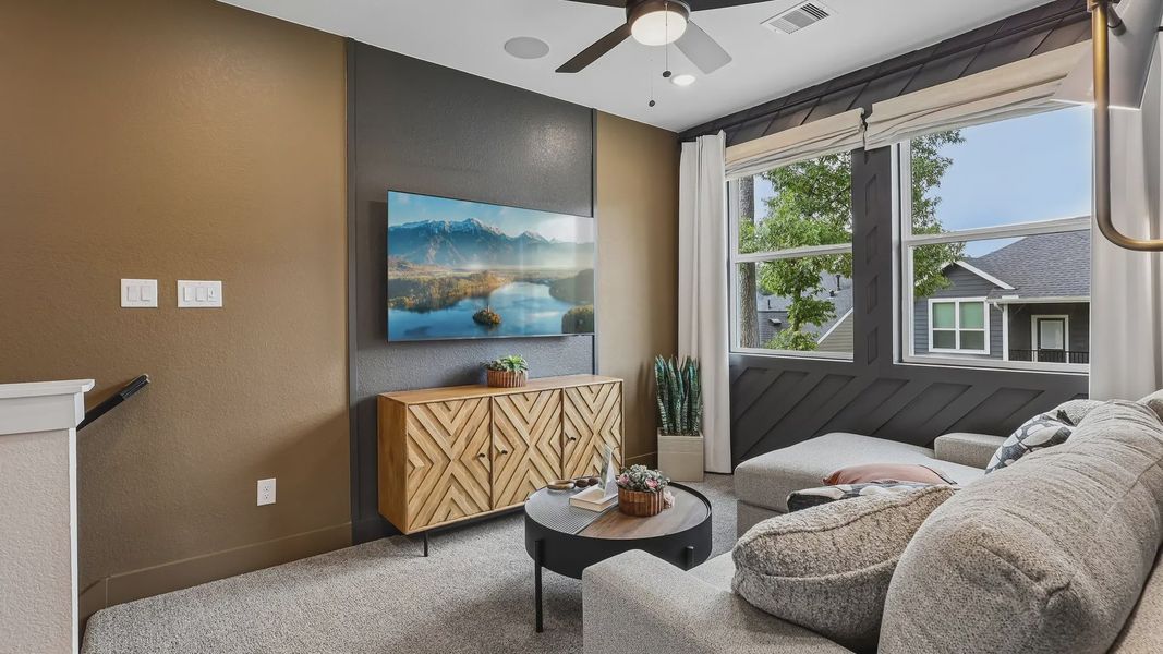 Representative furnished interior of a home built from the Cheverny by Chesmar Homes in The Woodland Hills Chateau, Willis (Image 17). Representative furnished interior of a home built from the Cheverny by Chesmar Homes in The Woodland Hills Chateau, Willis (Image 17).