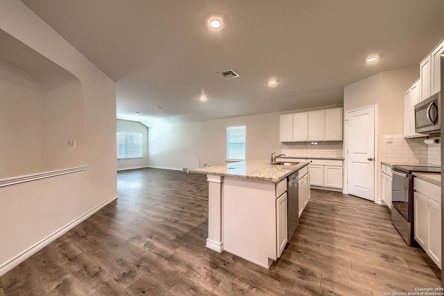 Image 24 of a home in .