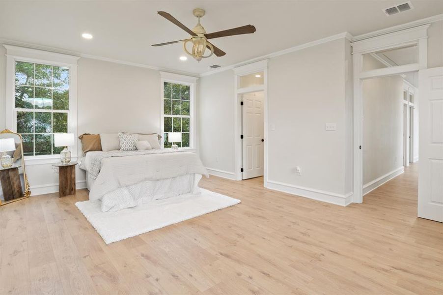 Furnished interior view inside a new home in , Jefferson (Image 8).