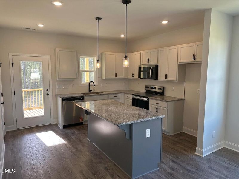 Move In Ready! 4/15
