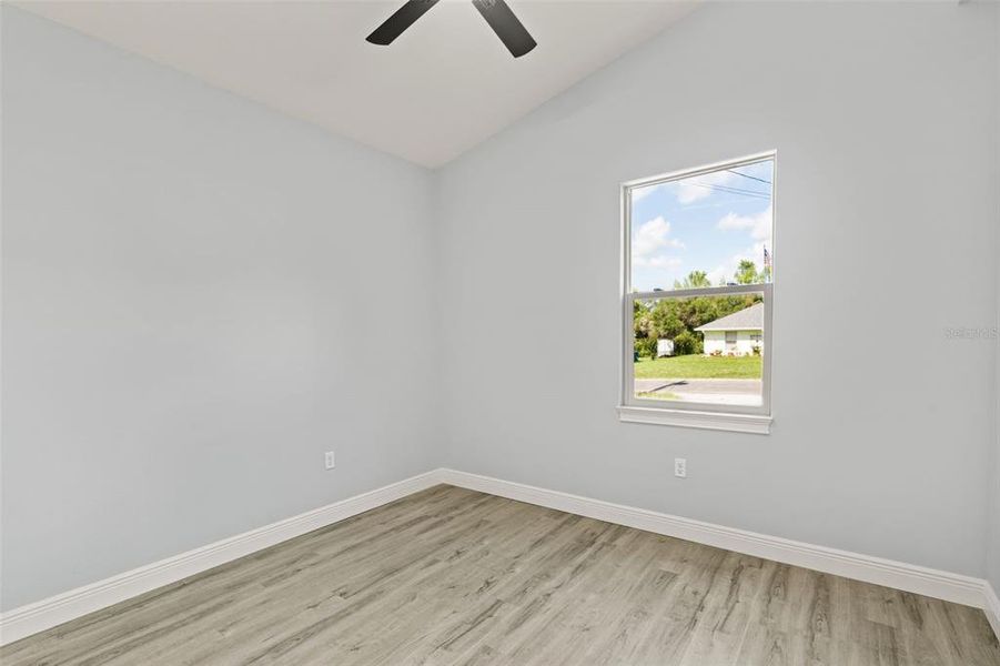 Spacious, unfurnished interior of a new home in , Orange City (Image 17).