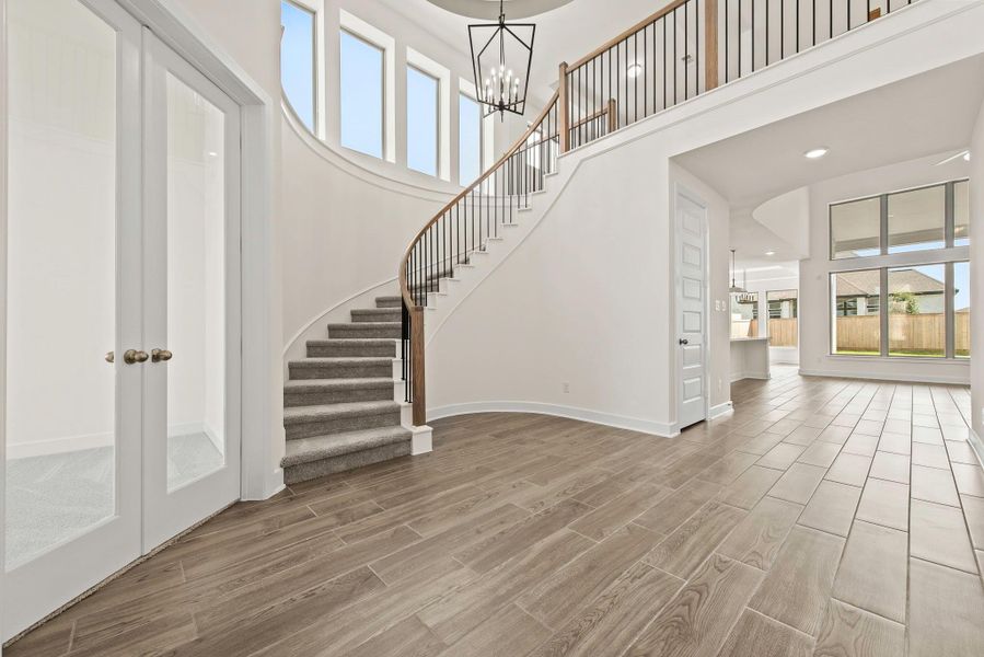 Representative image. Features, specifications, selections and colors may vary.