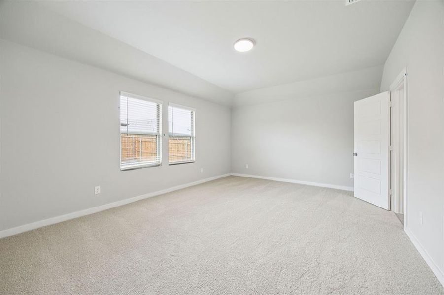 Spacious, unfurnished interior of a new home in Trails of Lavon, Lavon (Image 22).