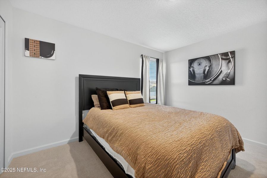 Furnished interior view inside a new home in , Middleburg (Image 4).