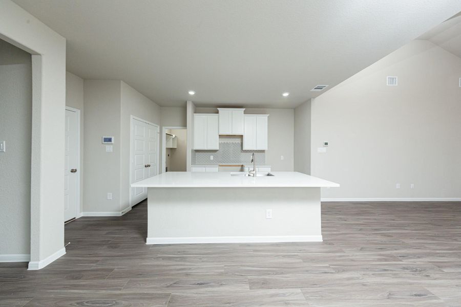Furnished interior view inside a new home in River Ranch, Dayton (Image 8).