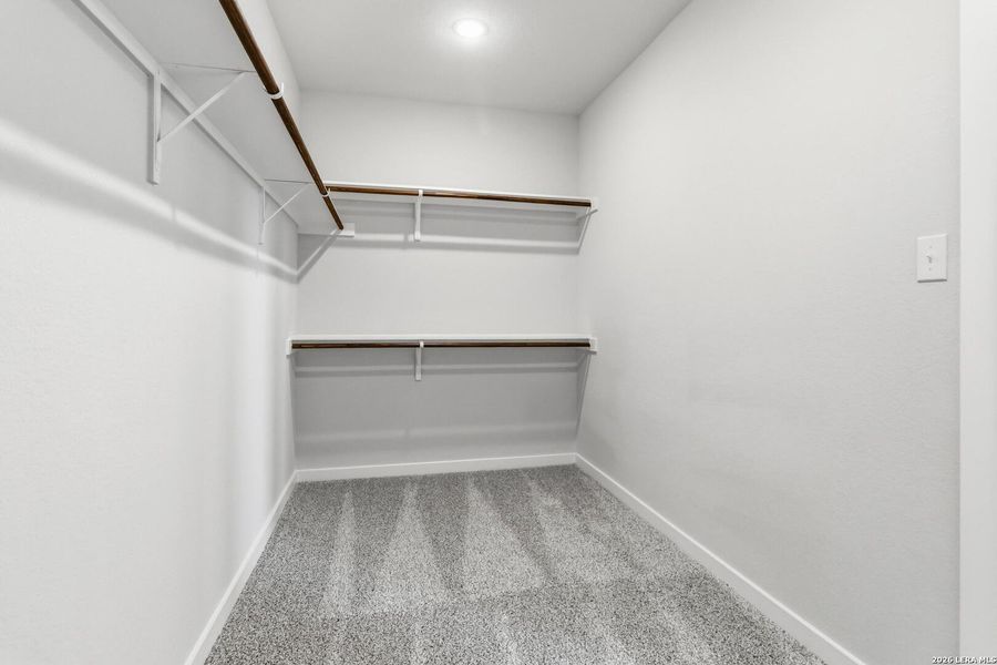 Spacious, unfurnished interior of a new home in Lonesome Dove, San Antonio (Image 27).