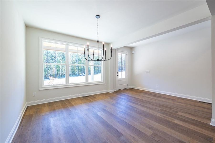 Spacious, unfurnished interior of a new home in , Dallas (Image 61).