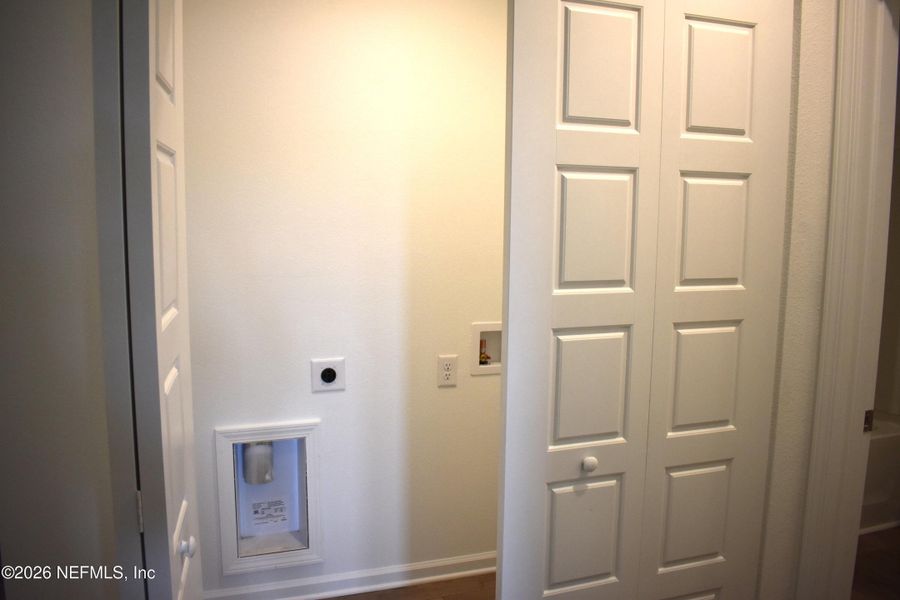Spacious, unfurnished interior of a new home in Irongate Villas, Jacksonville (Image 30).