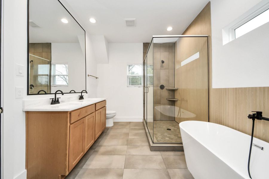 Furnished interior view inside a new home in , Houston (Image 15). Furnished interior view inside a new home in , Houston (Image 15).