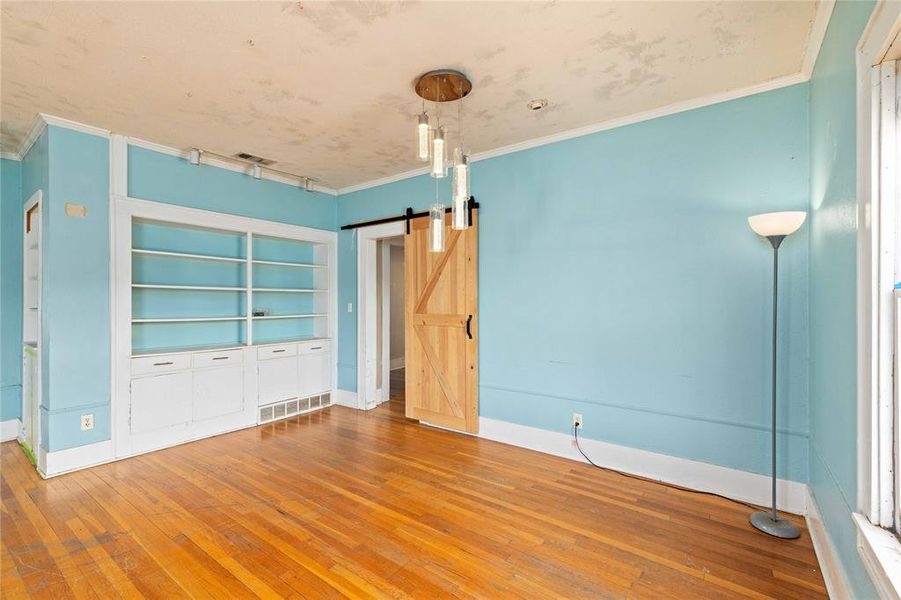 Abundant natural light Abundant natural light