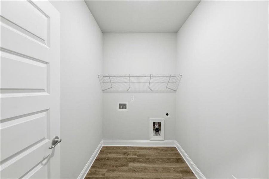 Spacious, unfurnished interior of a new home in Tuscany Hills, Douglasville (Image 20).