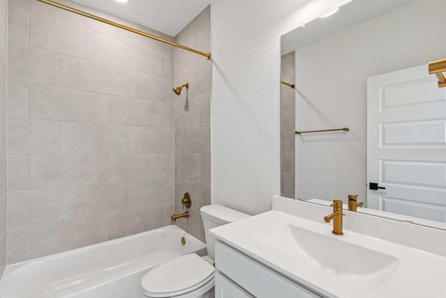 Furnished interior view inside a new home in , Katy (Image 11).