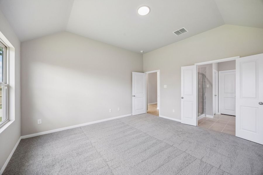 Spacious, unfurnished interior of a new home in Riviera Pines, Huffman (Image 29). Spacious, unfurnished interior of a new home in Riviera Pines, Huffman (Image 29).