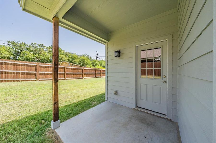 Exterior details and patio area of a home in , Runaway Bay (Image 22).