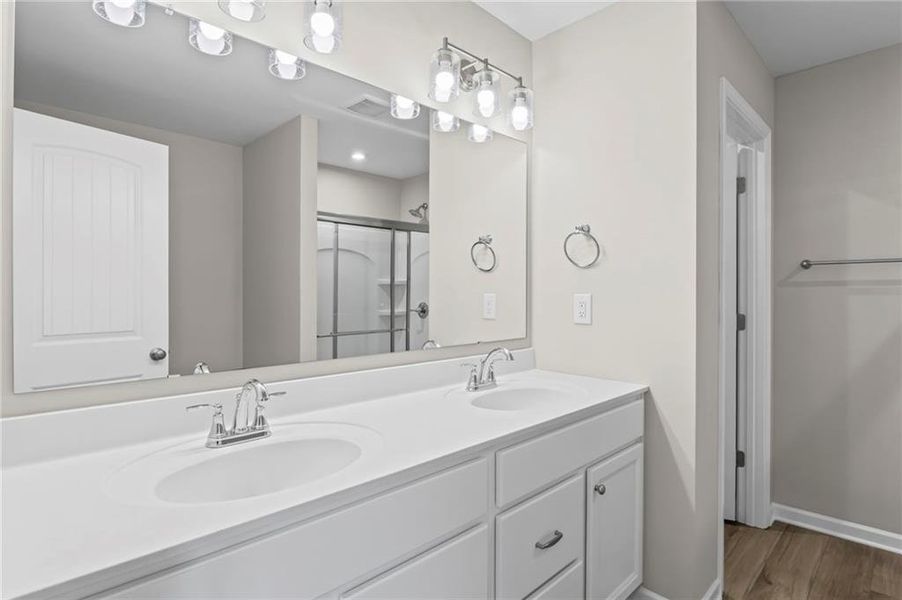 Furnished interior view inside a new home in Sage Woods, Dallas (Image 11). Furnished interior view inside a new home in Sage Woods, Dallas (Image 11).