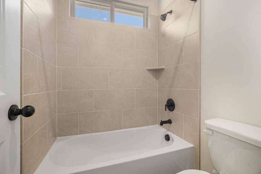 Image 29 of a home in Encino Estates.