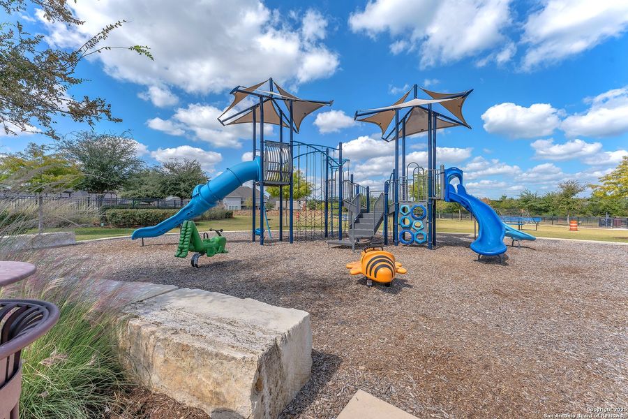 Community amenities in Kallison Ranch 45', San Antonio (Image 37). Community amenities in Kallison Ranch 45', San Antonio (Image 37).