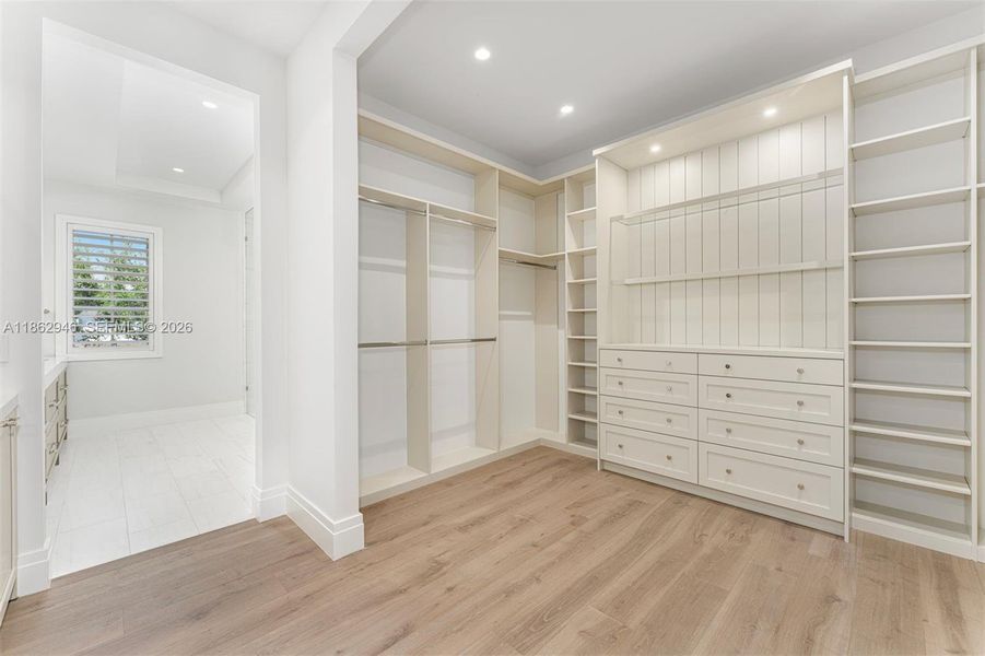 Spacious, unfurnished interior of a new home in , South Miami (Image 22).