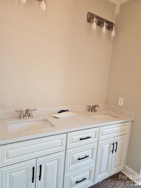 Image 12 of a home in .