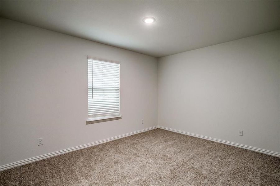 Spacious, unfurnished interior of a new home in , Joshua (Image 14).