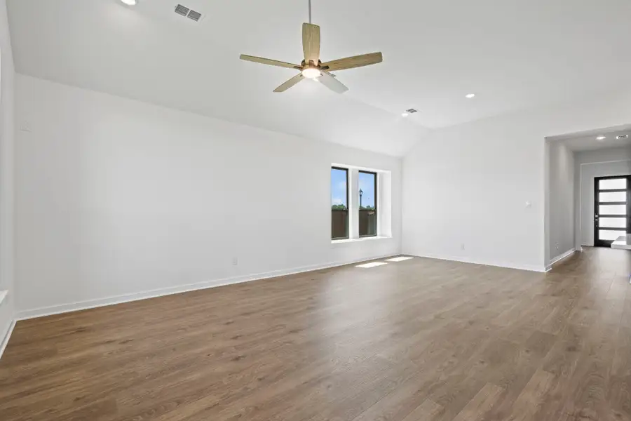 1,606sf New Home in Anna, TX.  - Slide 11