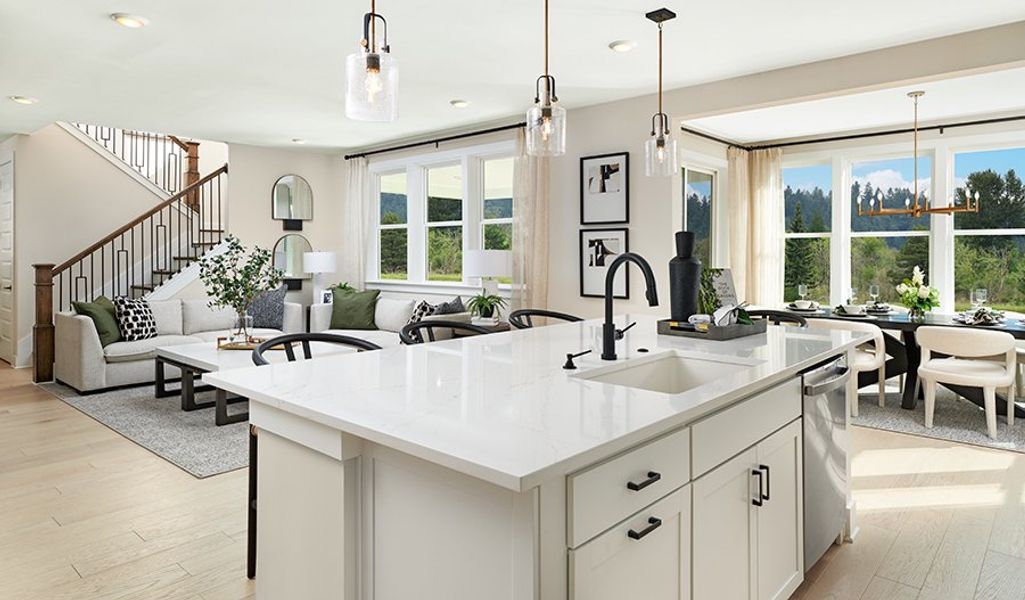 Hopewell-E724-SouthHaven kitchen