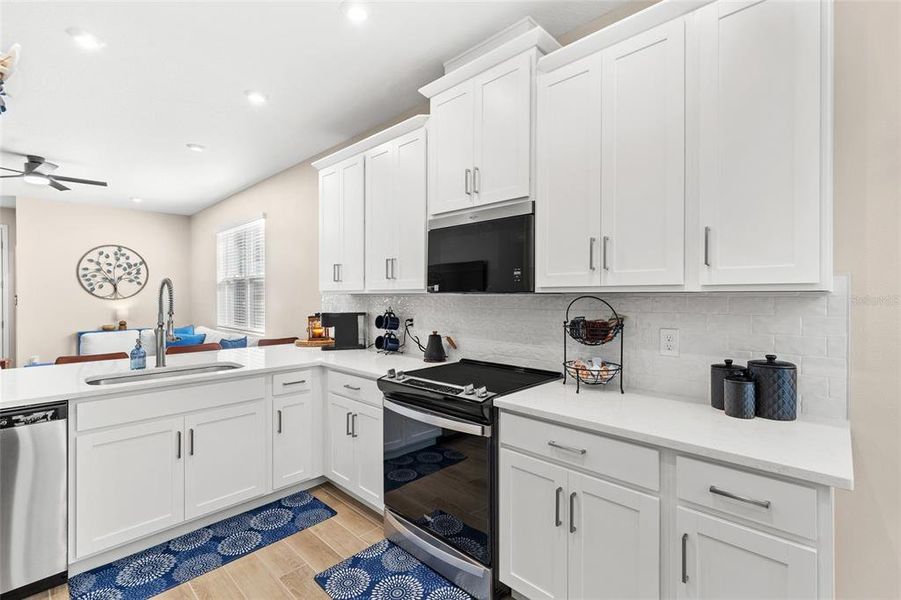 Furnished interior view inside a new home in Hickory Grove, Winter Springs (Image 12).