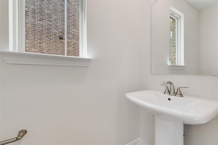 Close-up of interior finishes inside a home in Walden Pond, Forney (Image 13).