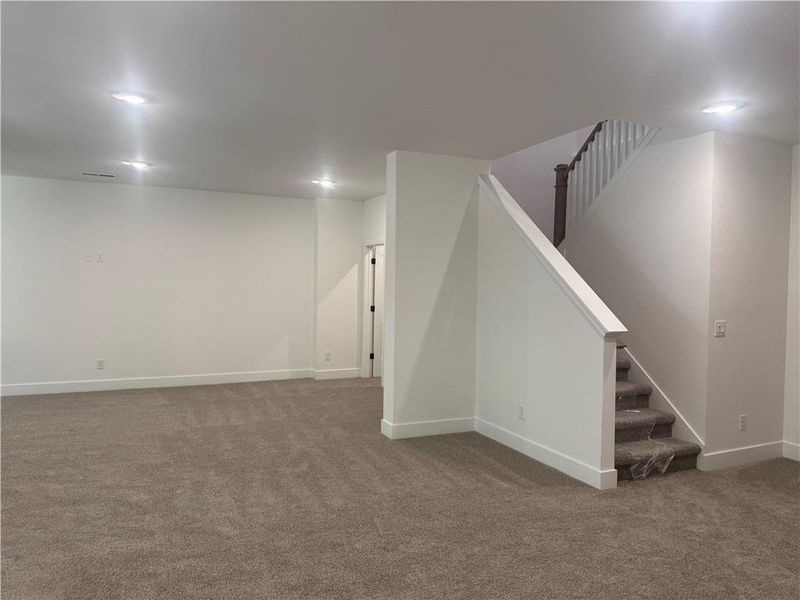 Spacious, unfurnished interior of a new home in The Fields of Walnut Creek, Pendergrass (Image 13).