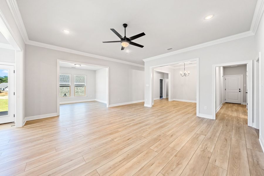 Spacious, unfurnished interior of a new home in Young Oaks, Crestview (Image 13).