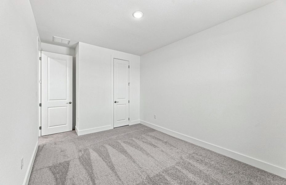 Spacious, unfurnished interior of a new home in Kuempel Estates, Pflugerville (Image 51).