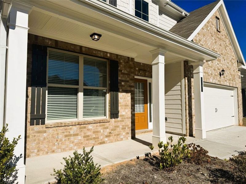 Exterior details and patio area of a home in Paces Estates, Lithia Springs (Image 3).